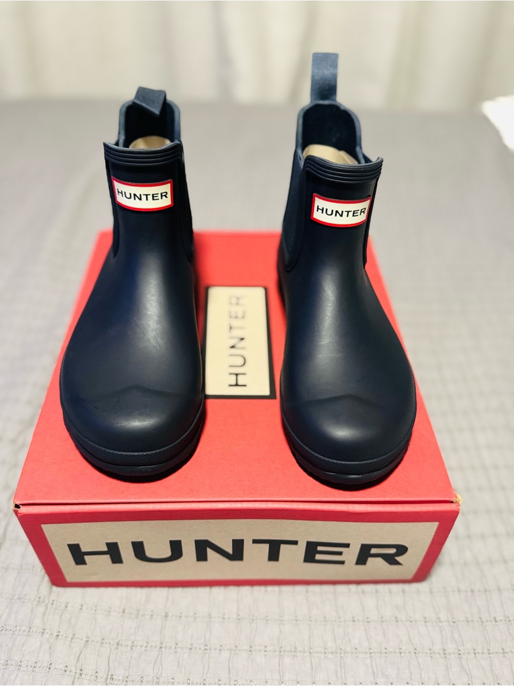 Hunter Original Chelsea Boot, Navy, Women's 7, New in Box